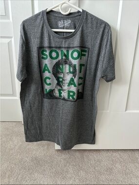 💚4/$30💚 Old Navy Gray Graphic Tee with Green Text